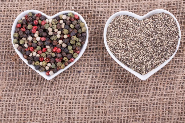 Pepper on  sack  cloth — Stock Photo, Image