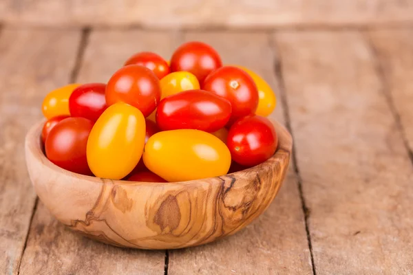 Tomate cereza — Foto de Stock