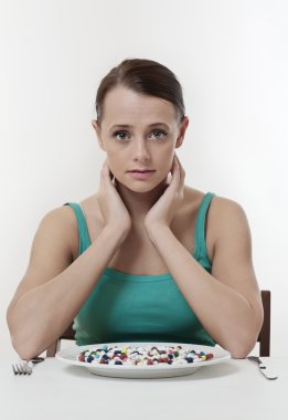 Sürekli ilaç kullanıyordu