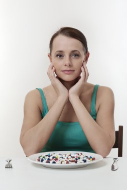 Sürekli ilaç kullanıyordu