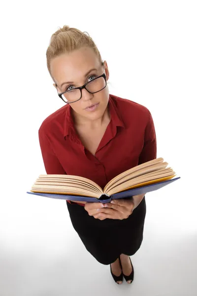 Reading a book — Stock Photo, Image