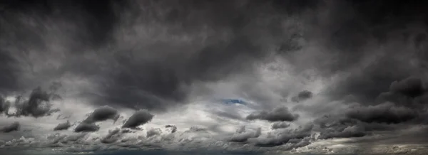 Moody sky — Stok fotoğraf