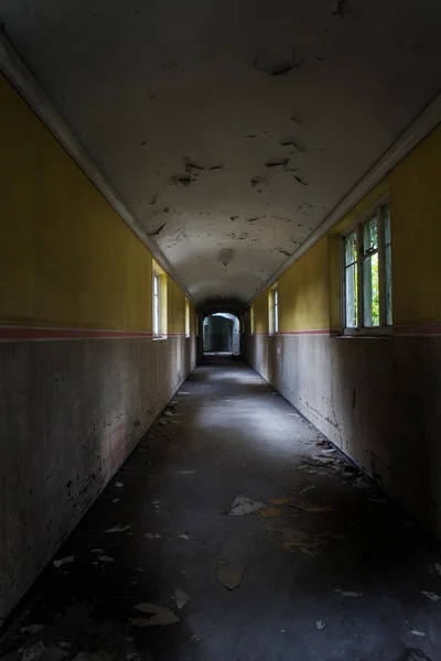 Old abandoned building — Stock Photo, Image