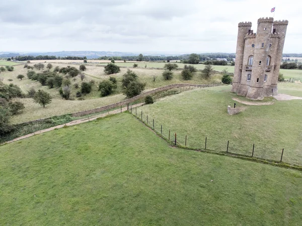 Schönes Bild Von Oben Von Cotswolds Landschaft England Mit Blick lizenzfreie Stockfotos