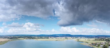 Batı Sussex İngiltere 'sindeki Bosham Limanı' nın panoramik hava görüntüsü