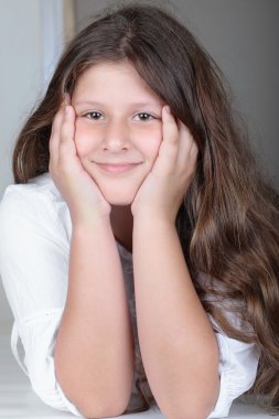 genç kız öğrenci