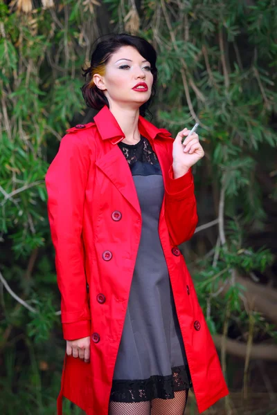 Smoking woman — Stock Photo, Image