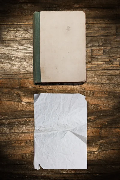 Vintage book and paper on wood — Stock Photo, Image