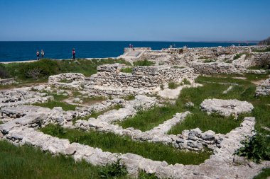Chersonesus, Herakleian Yarımadası, Kırım - 03 Mayıs 2010: Chersonesos kalıntıları. Chersonesos yerleşiminin açık havada sergilenmesi. dünya mirası sitesi