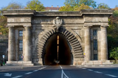 adam clark tünel Budapeşte