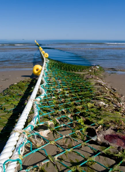 Fischernetze in Nahaufnahme mit Schwimmern — Stockfoto