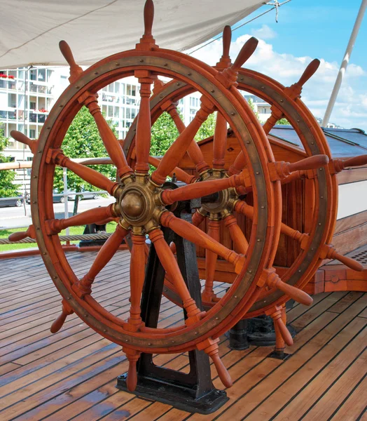 Steering wheel of the ship — Stock Photo, Image