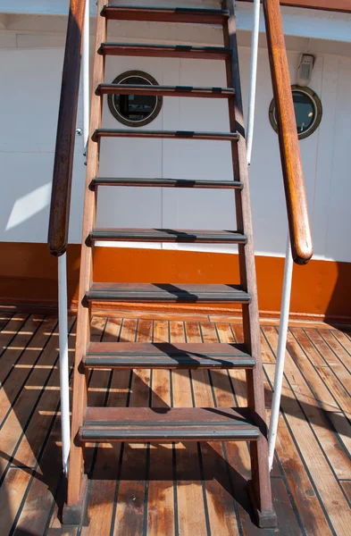 Régi fa csapda a hajó — Stock Fotó