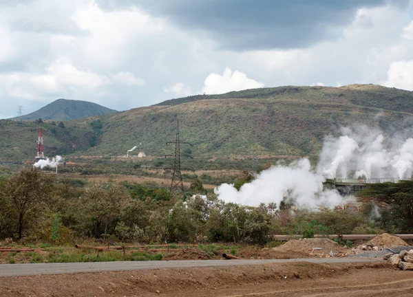 Olkaria II geothermal power plant in Kenya — Stock Photo, Image