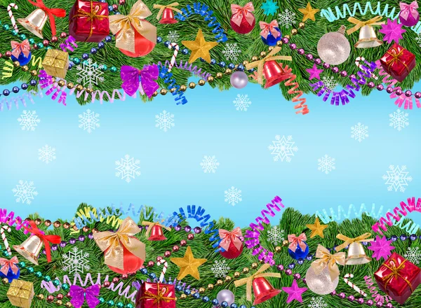 Fundo de Natal com flocos de neve e árvore de Natal . — Fotografia de Stock