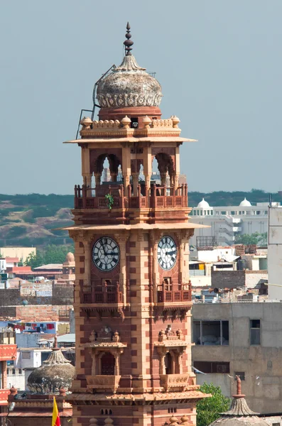 Hodinová věž ve městě jodhpur, Indie — Stock fotografie