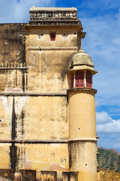 Κεχριμπάρι φρούριο κοντά πόλη Τζαϊπούρ στο Ρατζαστάν, Ινδία — Φωτογραφία Αρχείου
