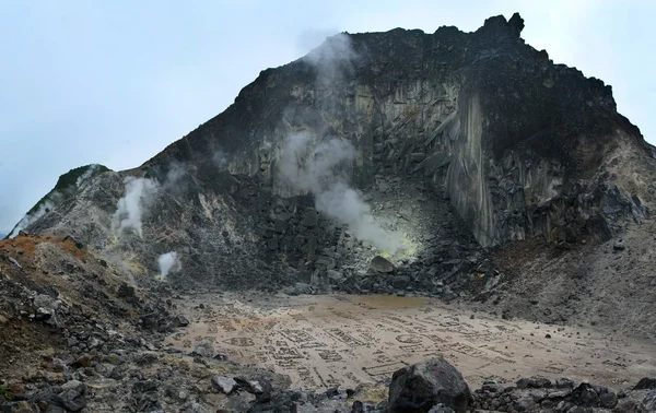 スマトラ島で sibayak 火山 — ストック写真