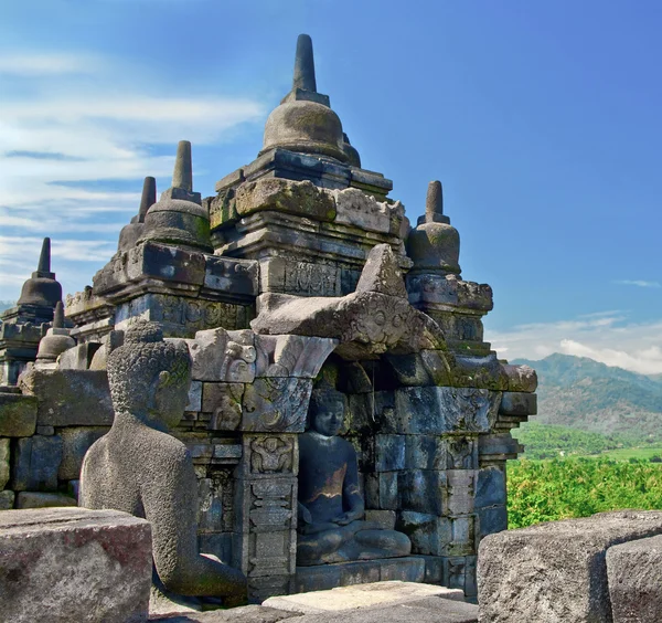 Buddist templom borobudur. Yogyakarta szálláshelyén. Java, Indonézia — Stock Fotó