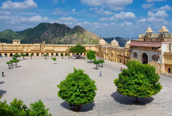 Amber Fort vicino alla città di Jaipur, India — Foto Stock