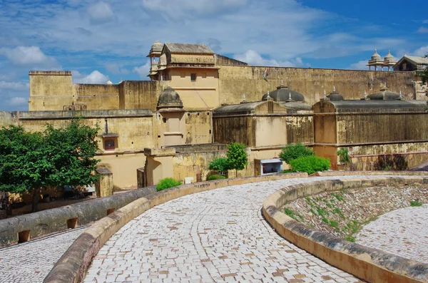 Amber Fort cerca de la ciudad de Jaipur, India — Foto de Stock