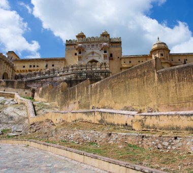 Amber fort jaipur şehri yakınlarında