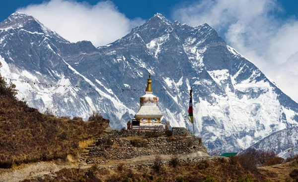 Estupa en Himalaya, Nepal — Foto de Stock