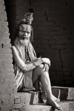 sadhu geleneksel boyalı yüz, nepal