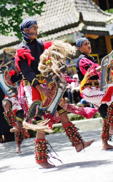 Bailarines tradicionales javaneses — Foto de Stock