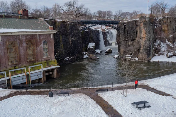 Vista Invierno Las Grandes Cataratas Del Río Passaic Paterson Estados — Foto de Stock