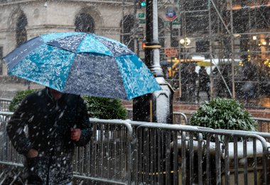 Yağmurlu bir gün New York City.