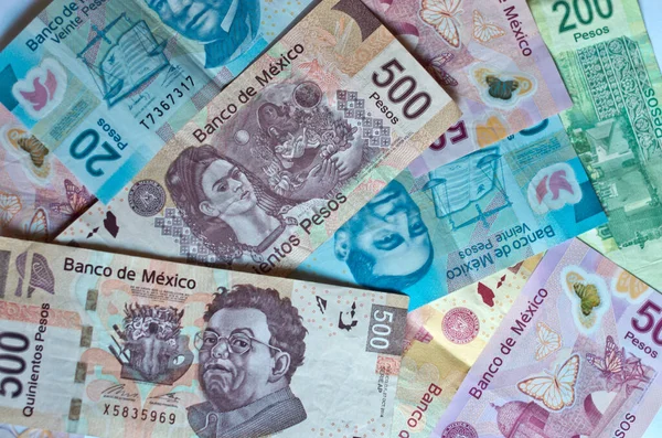 Verschiedene Mexikanische Geldscheine Übereinander Gestapelt Bilden Einen Geldhintergrund — Stockfoto