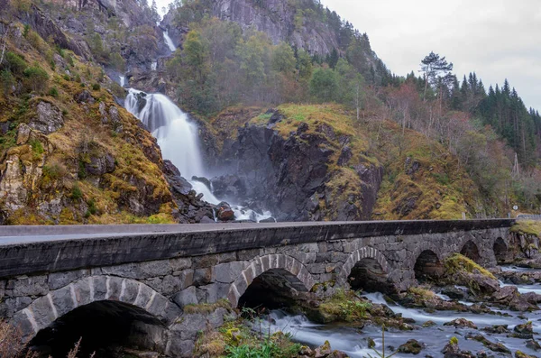Latefoss Ist Ein Wasserfall Der Gemeinde Ullensvang Kreis Vestland Norwegen — Stockfoto