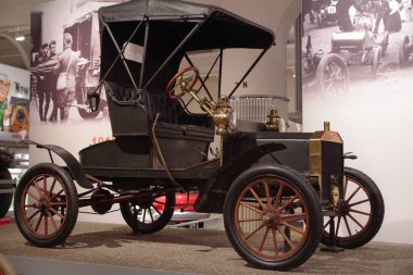 Dearborn, Mi, USA - 24 Kasım 2018: Henry Ford Amerikan İnovasyon Müzesi Dearborn, Michigan, ABD 'nin Detroit banliyösündeki Ulusal Tarihi Tarihi Simgedir..