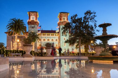 St. Augustine, Florida, ABD - Aralık 2021: St. Augustine, Florida şehir merkezi, Noel zamanı