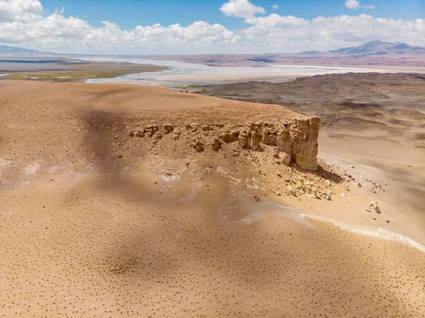 Légi Felvétel Kőképződésről Salar Tarában Atacama Sivatagban Chilében — Stock Fotó