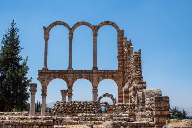 Lübnan 'ın Anjar kentindeki antik kalıntılar.