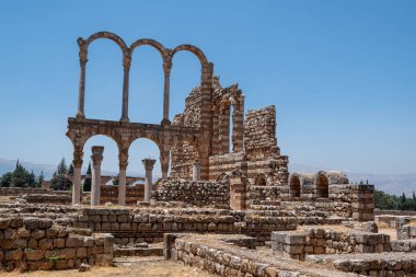 Lübnan 'ın Anjar kentindeki antik kalıntılar.