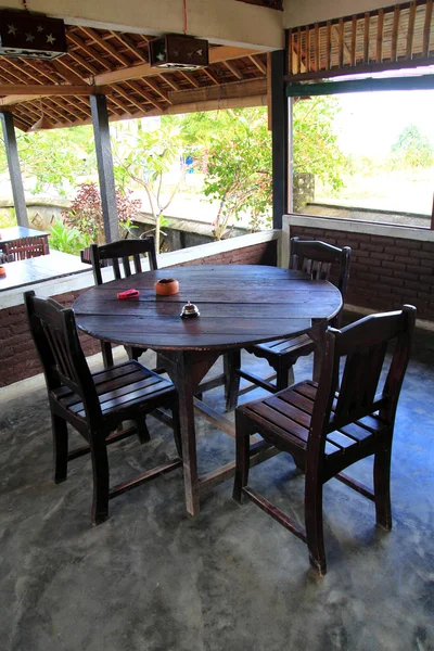 식당의 탁자와 의자 — 스톡 사진