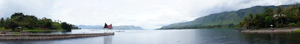 Panorama över lake toba — Stockfoto