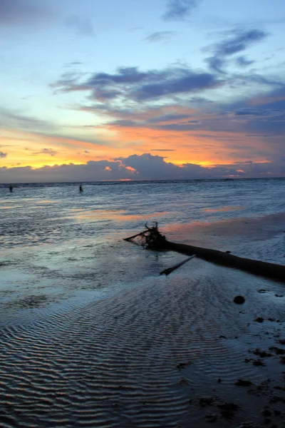 Puesta de sol sobre el mar —  Fotos de Stock