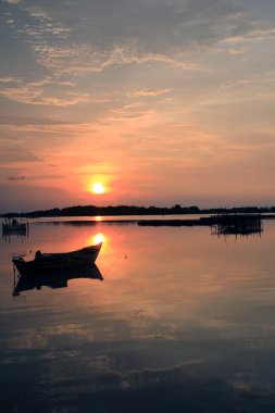 Kumsalda gün batımı