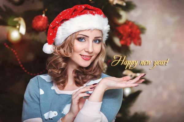 Donna di Natale a Santa Hat — Foto Stock