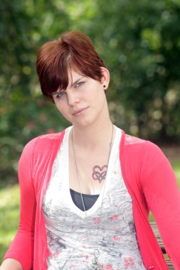 şirin Kızıl açık havada