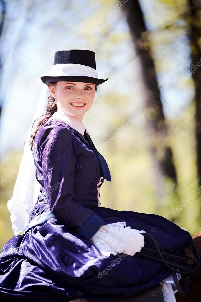  Portrait of the horsewoman.