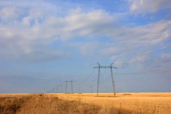 The high-voltage power line — Stock Photo, Image