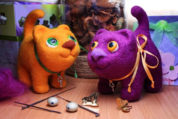 玩具猫乱蓬蓬的羊毛 — 图库照片