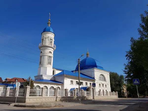 Muselman Moské Bakgrund Blå Himmel — Stockfoto