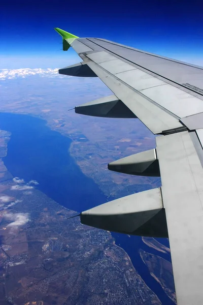 Flugzeugflügel Blauen Himmel — Stockfoto