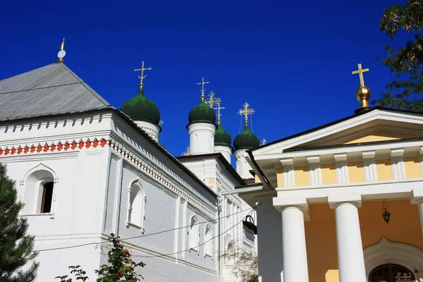 Starověký Kámen Křesťanský Ortodoxní Kostel — Stock fotografie